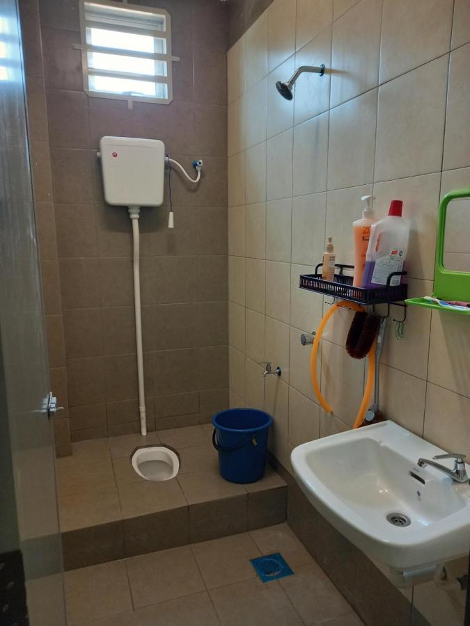 Homestay Zaki D'การิก ภายนอก รูปภาพ