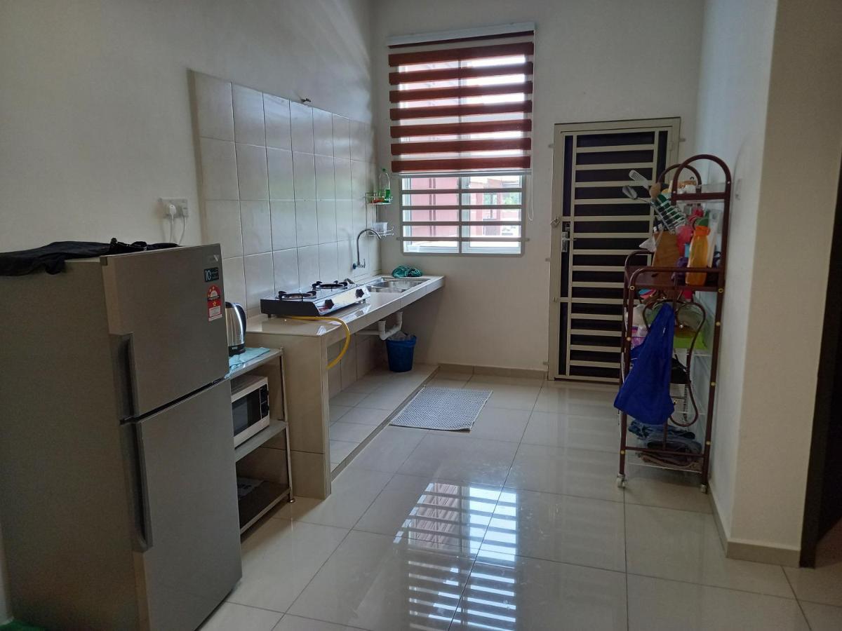 Homestay Zaki D'การิก ภายนอก รูปภาพ